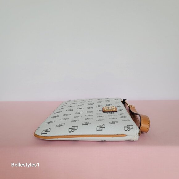 DOONEY & BOURKE Blakely Signature Logo Print Large Wristlet- Bone color ⭐ - Picture 9 of 16